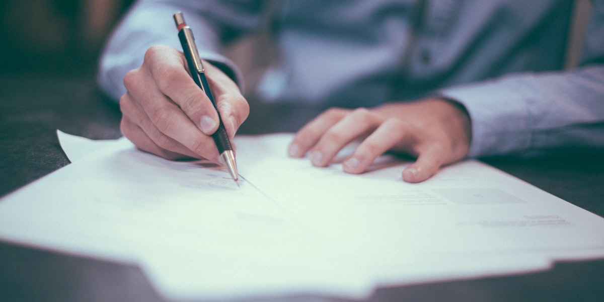 Coverage That Connects: How Jamaica's Insurance Companies Can Deliver Better Client Service With a Modern Phone System
