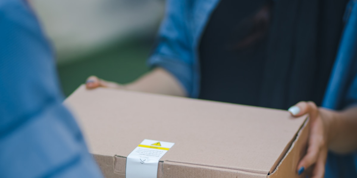 Track Record: How Jamaica's Courier and Delivery Companies Can Handle More Calls and Keep Customers Happy