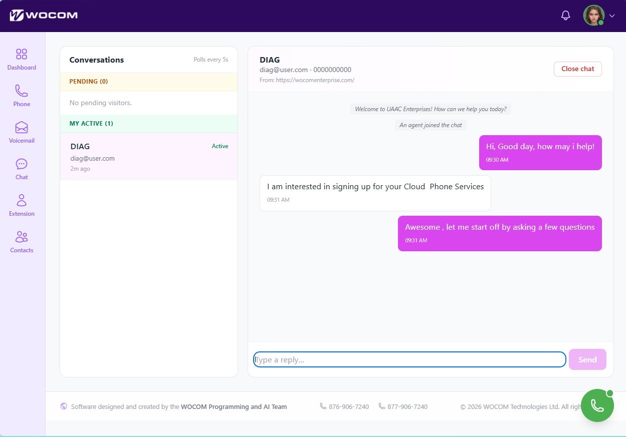 WOCOM Hub agent dashboard showing active live chat conversation